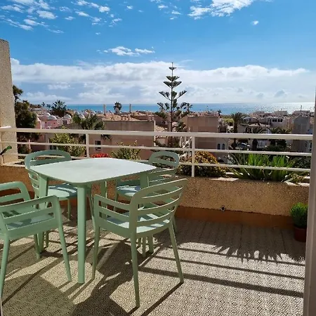 アパート Flamenco Penthouse Sea View & Swimming Pool